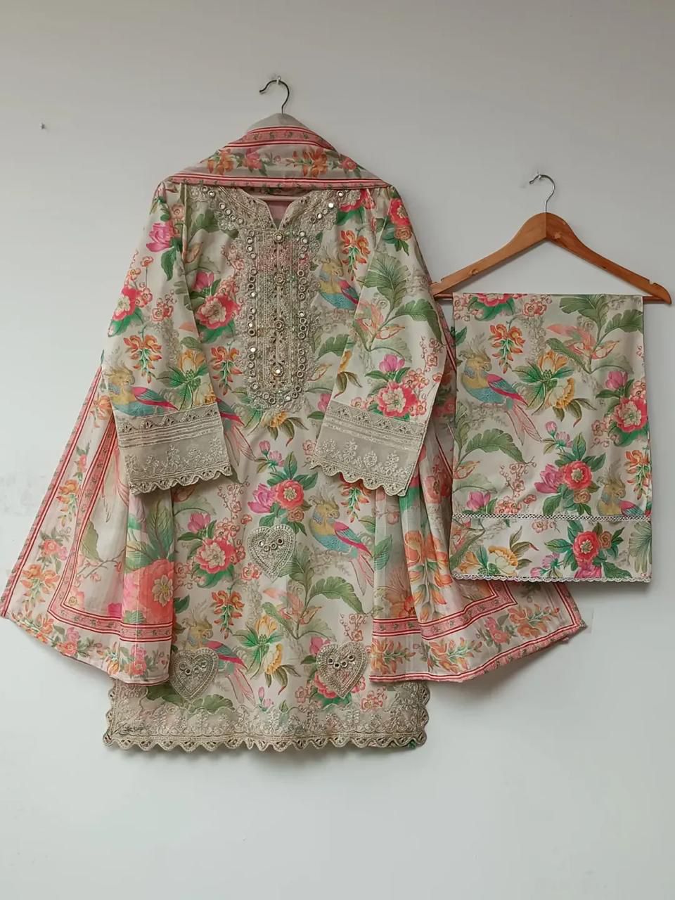 “Basma” (Beige)