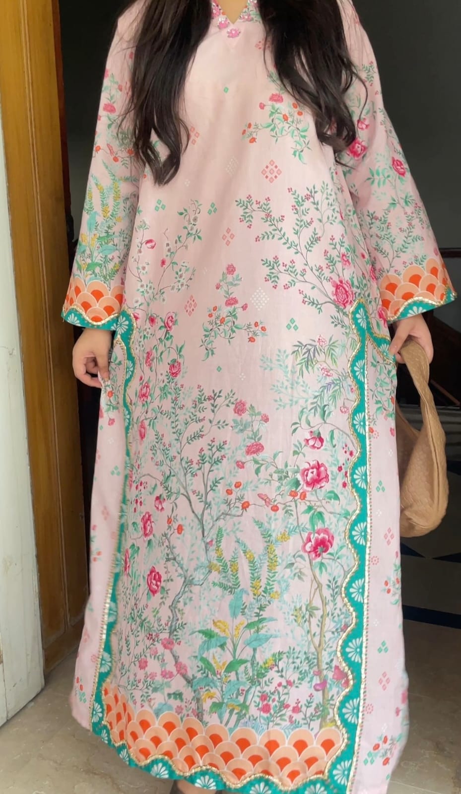 Gulaabi gotta kaftan